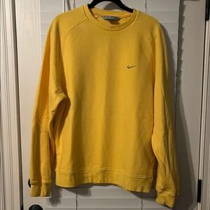 Nike Vintage Men's Bright Yellow Crewneck Sweater